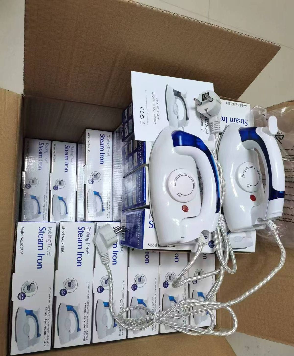 Foldable Steam Iron Lightweight Portable Mini Travel Steam Iron 700W